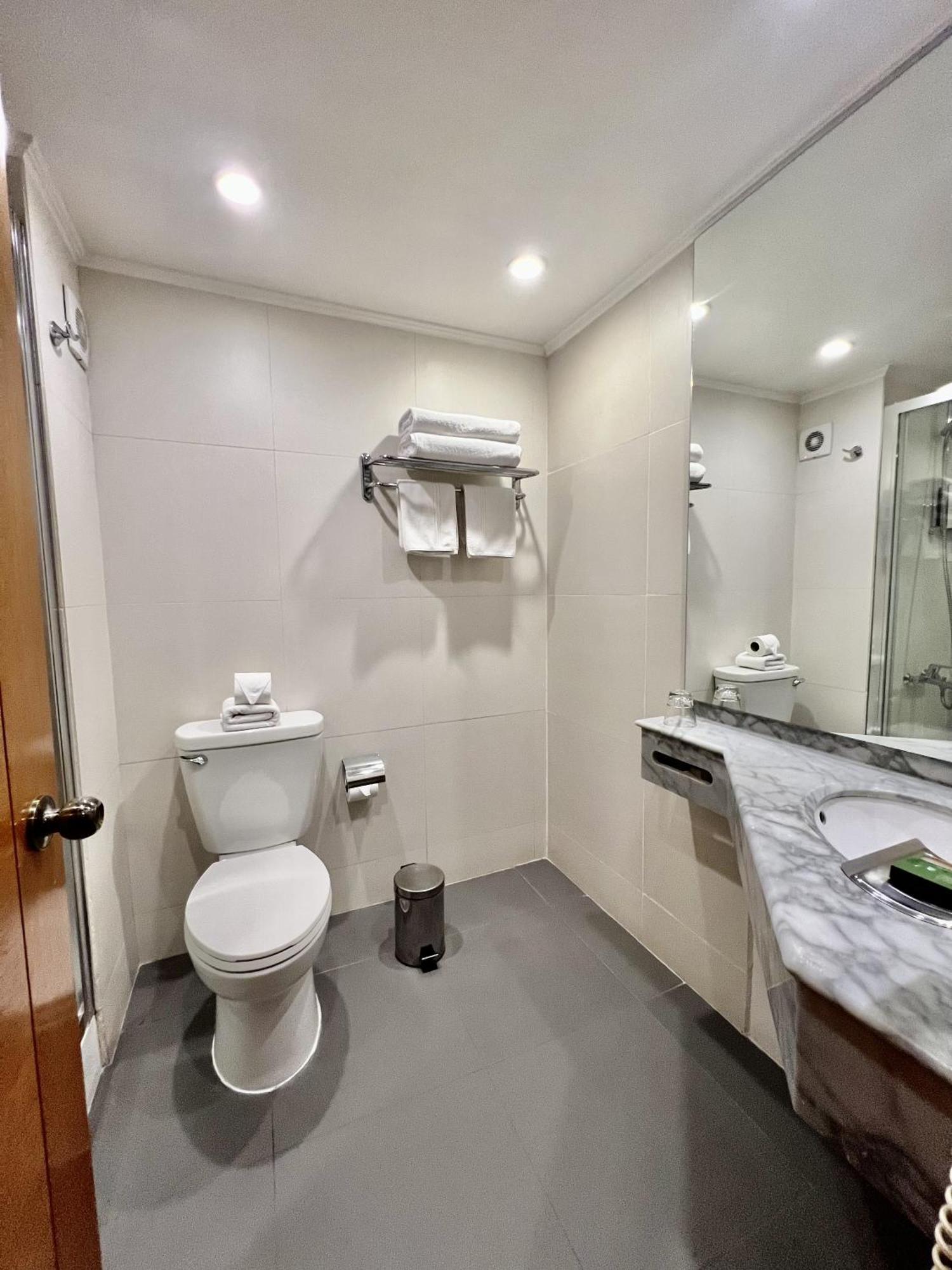 Western Marina Del Rey 4* Vina del Mar