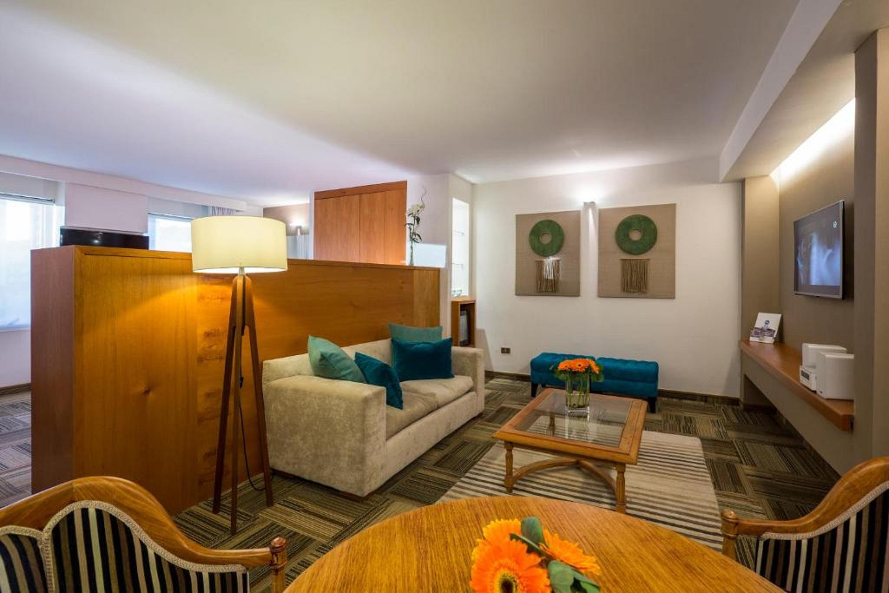 Western Marina Del Rey 4*